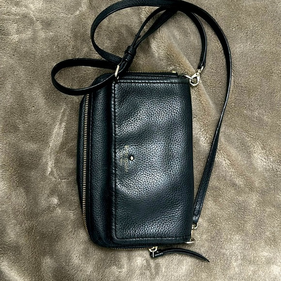 kate spade Handbags - Kate Spade ♠️ Cross body